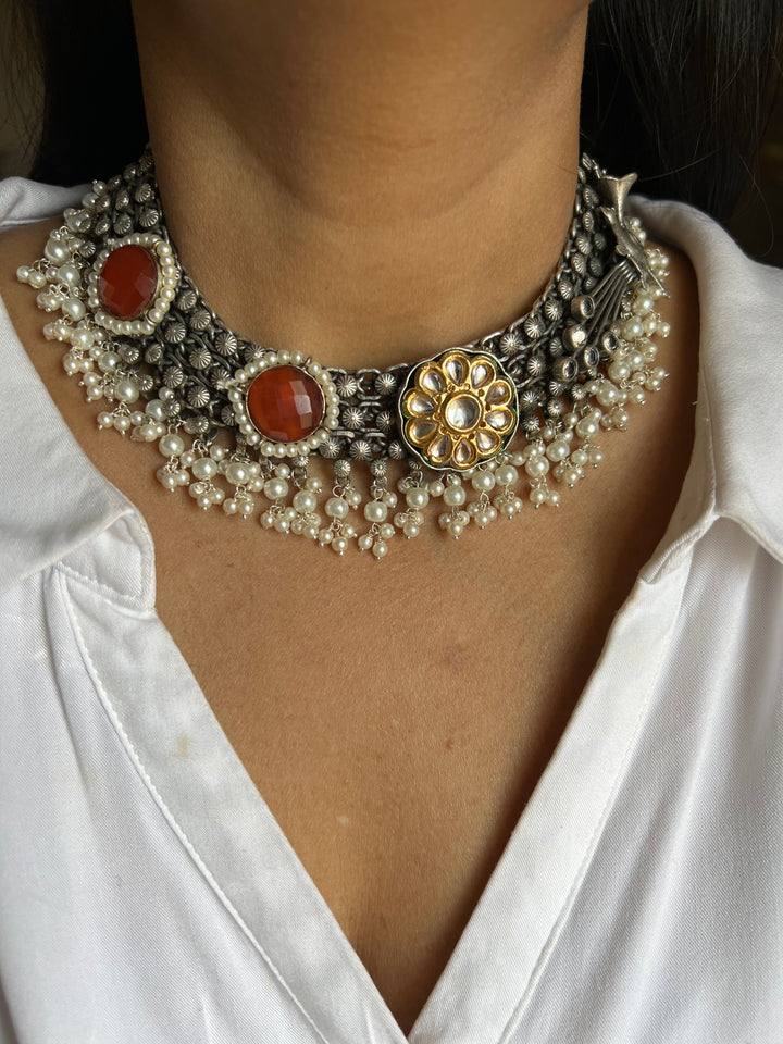 Vintage Artistic Necklace with Earrings