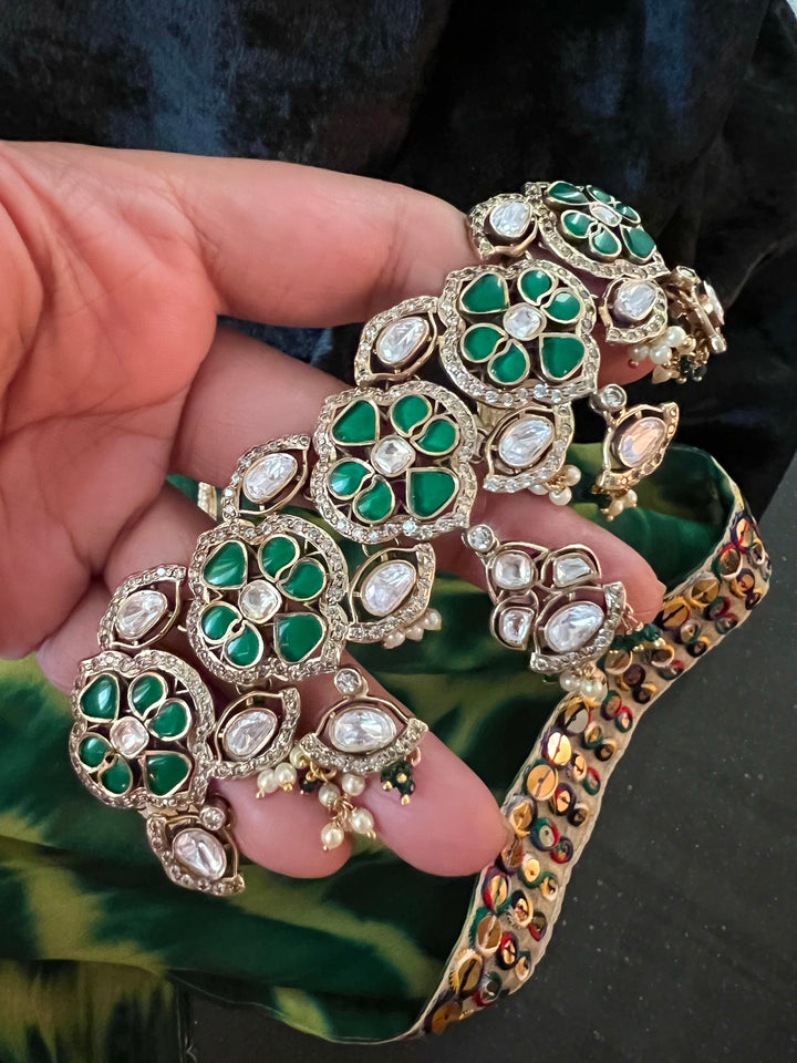 Pearls Choker with Statement Earrings