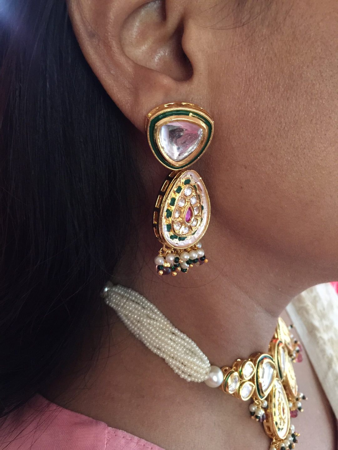 Elegant Kundan Necklace Set - Dazzle at Weddings and Festive Affairs