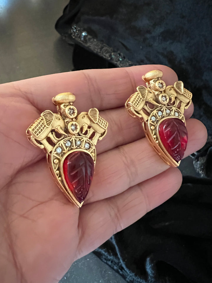 Statement Elephant Studs