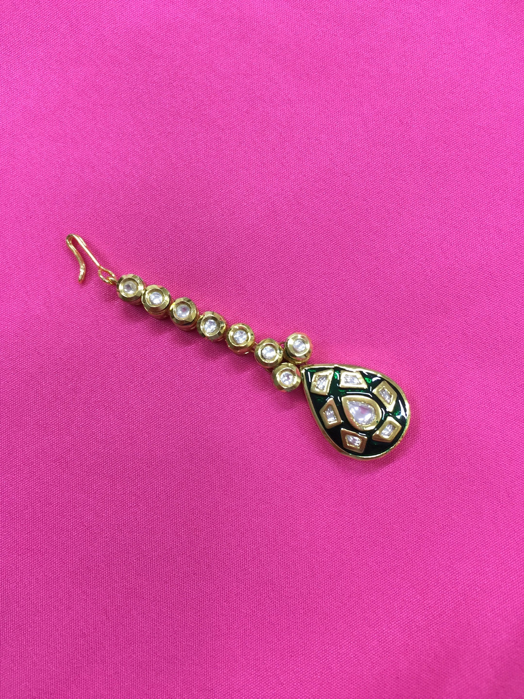 Beautiful Bridal Kundan Maangtikka