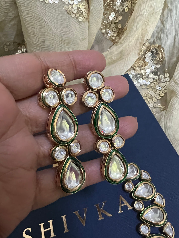 Timeless Kundan Necklace with Statement Earrings