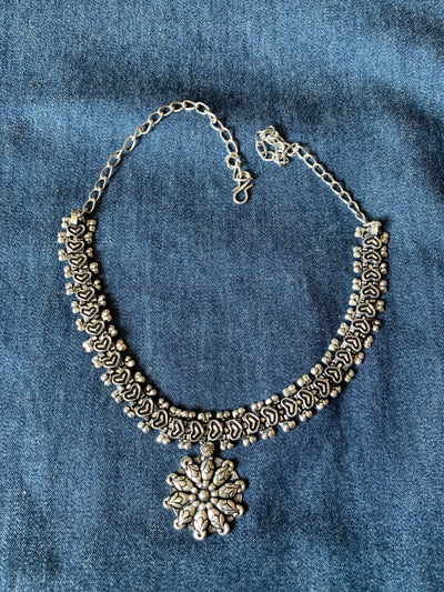 Floral Necklace - SHIVKA