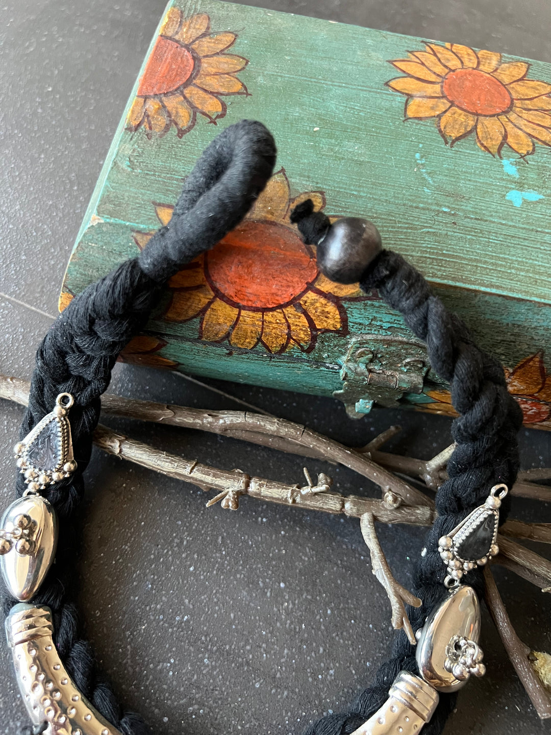 Fusion Hasli Necklace with Earrings