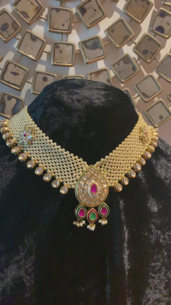 Pearl Mesh Kundan Choker with Earrings