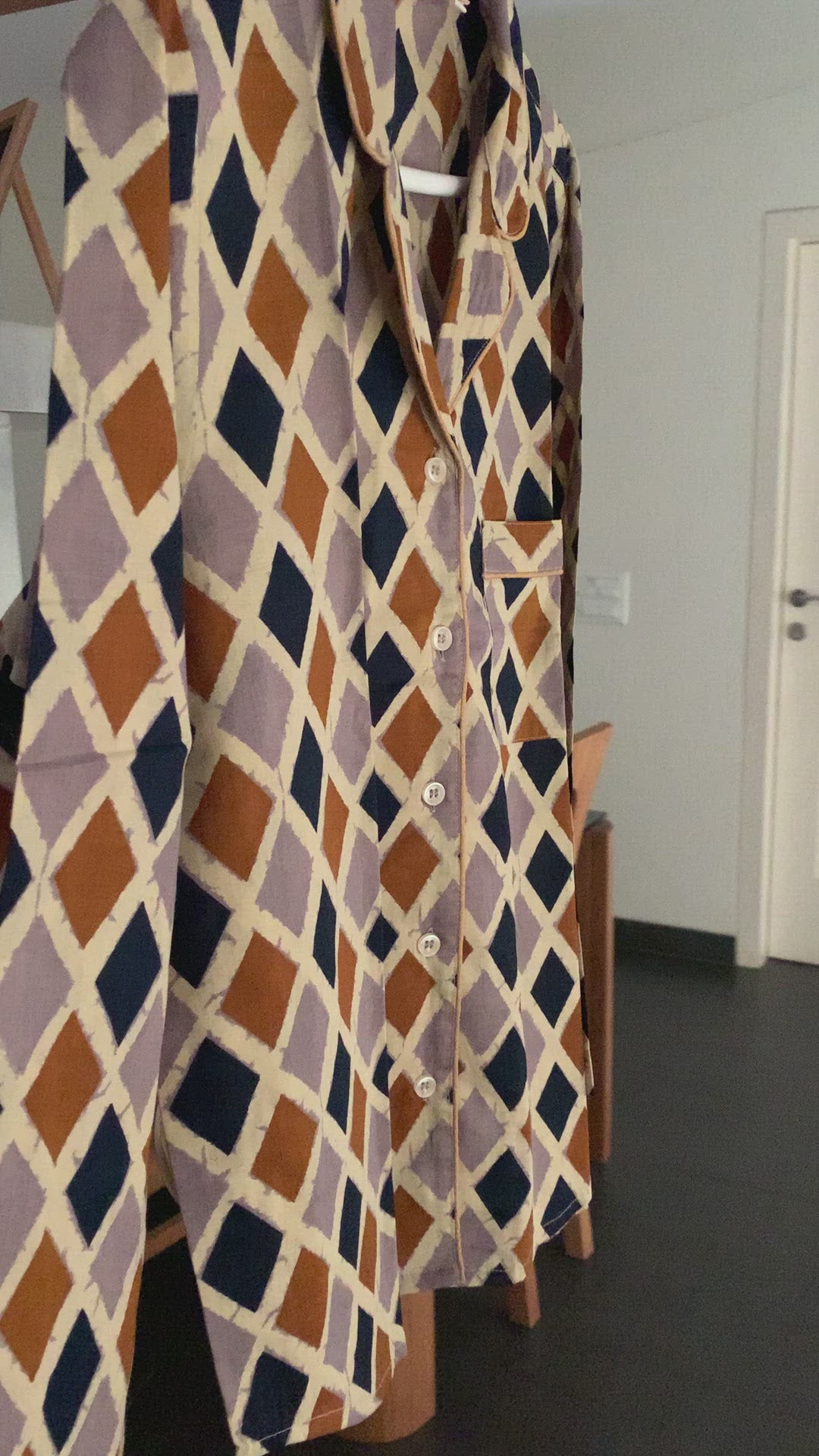 Geometric Print Nightsuit