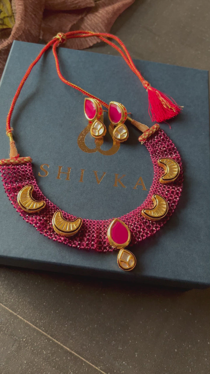 Statement Kundan Mesh Choker Necklace with Earrings