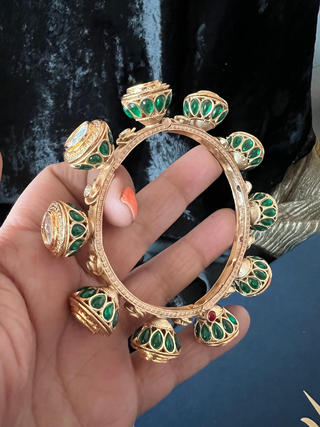 Scintillating Kundan Pacheli Kada - SHIVKA