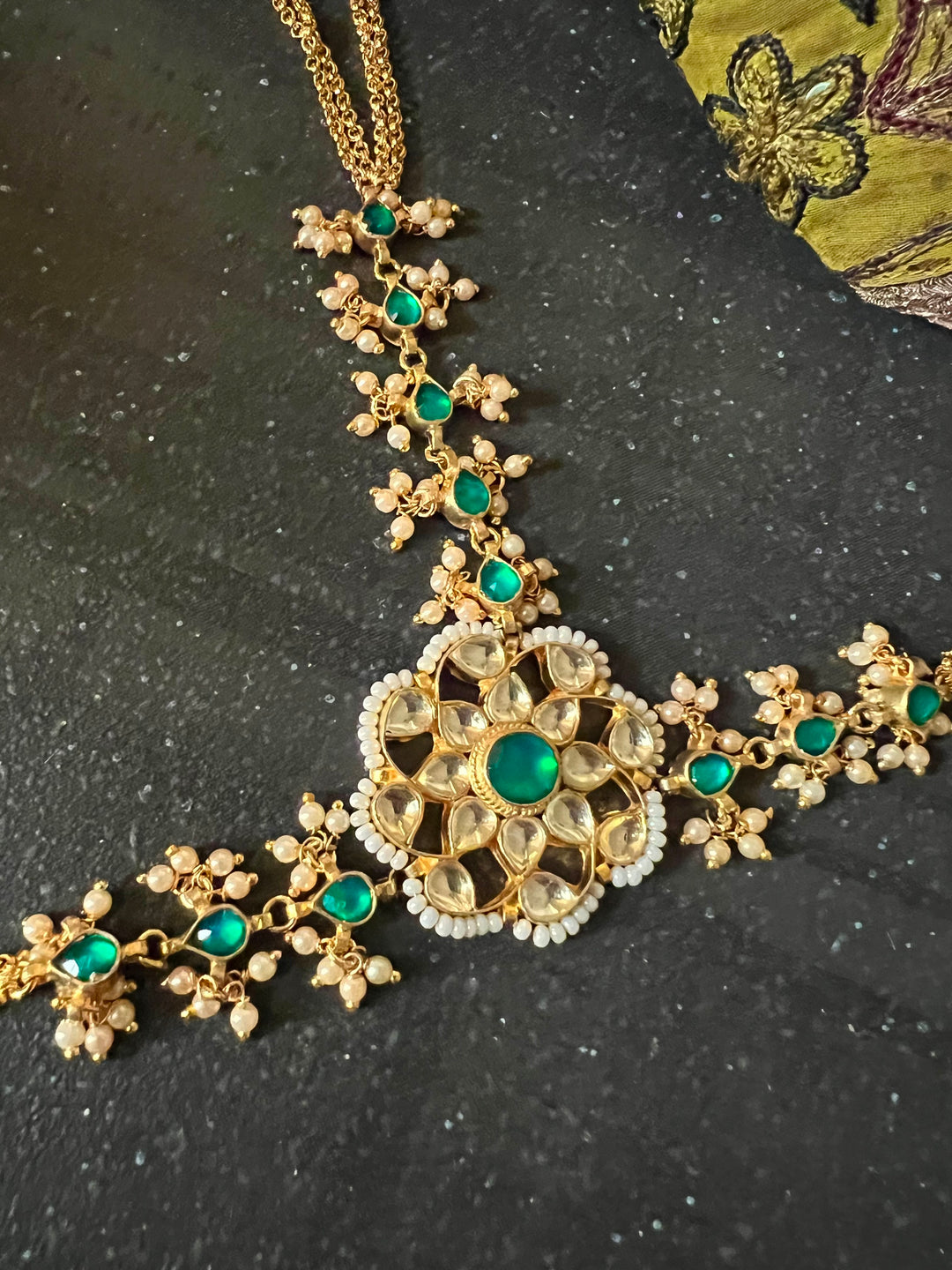 Beautiful Bridal Kundan Hathphool