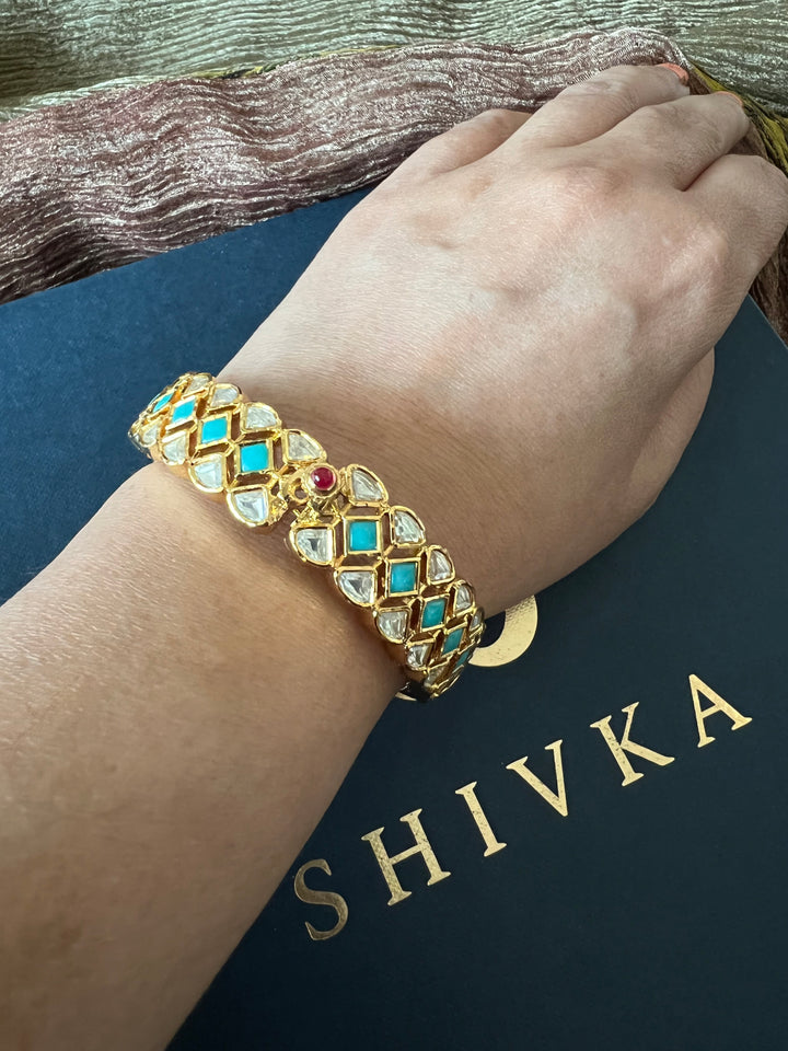 Classic Kundan Bangle