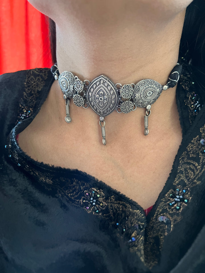 Antique Choker with Earrings