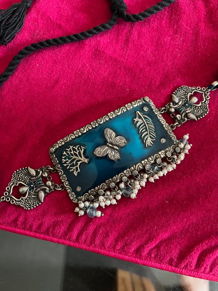 Antique Enamelled Choker