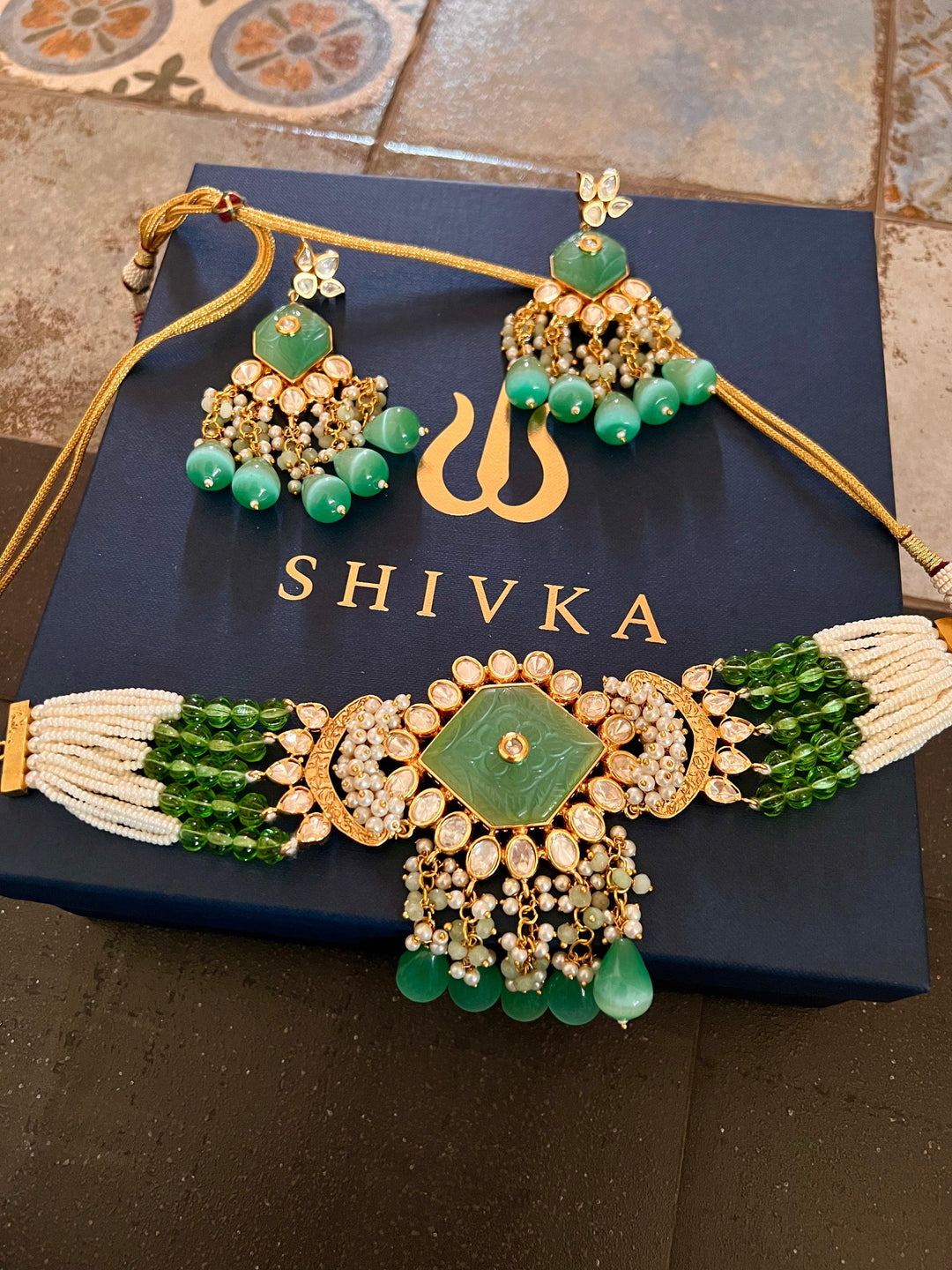 Gorgeous Kundan Choker with Statement Earrings - SHIVKA