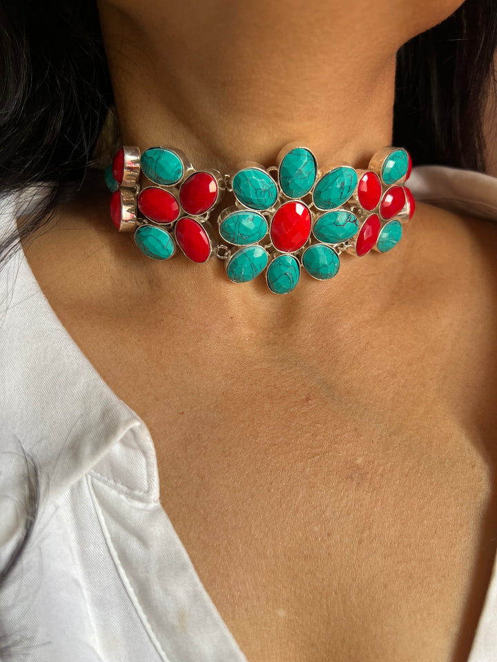 Beautiful Stone Choker with Stud Earrings