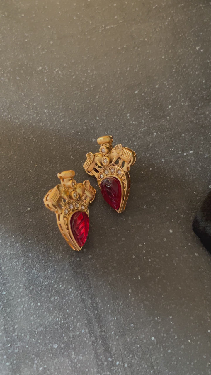 Statement Elephant Studs