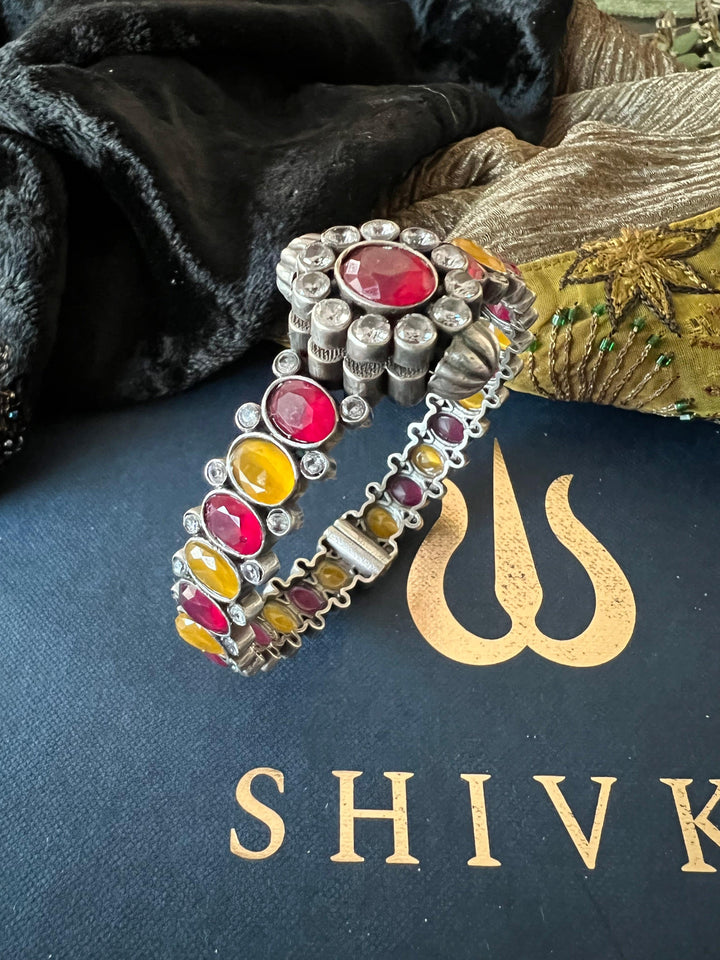 Statement Antique Kada - SHIVKA