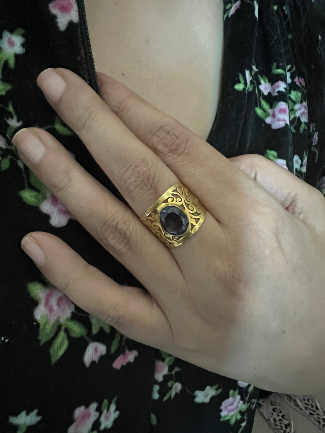 Beautiful Cut-work Amethyst Ring