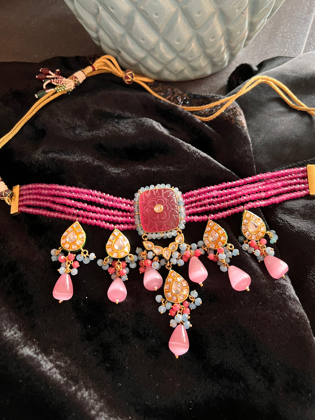 Stunning Kundan Choker with Earrings - SHIVKA