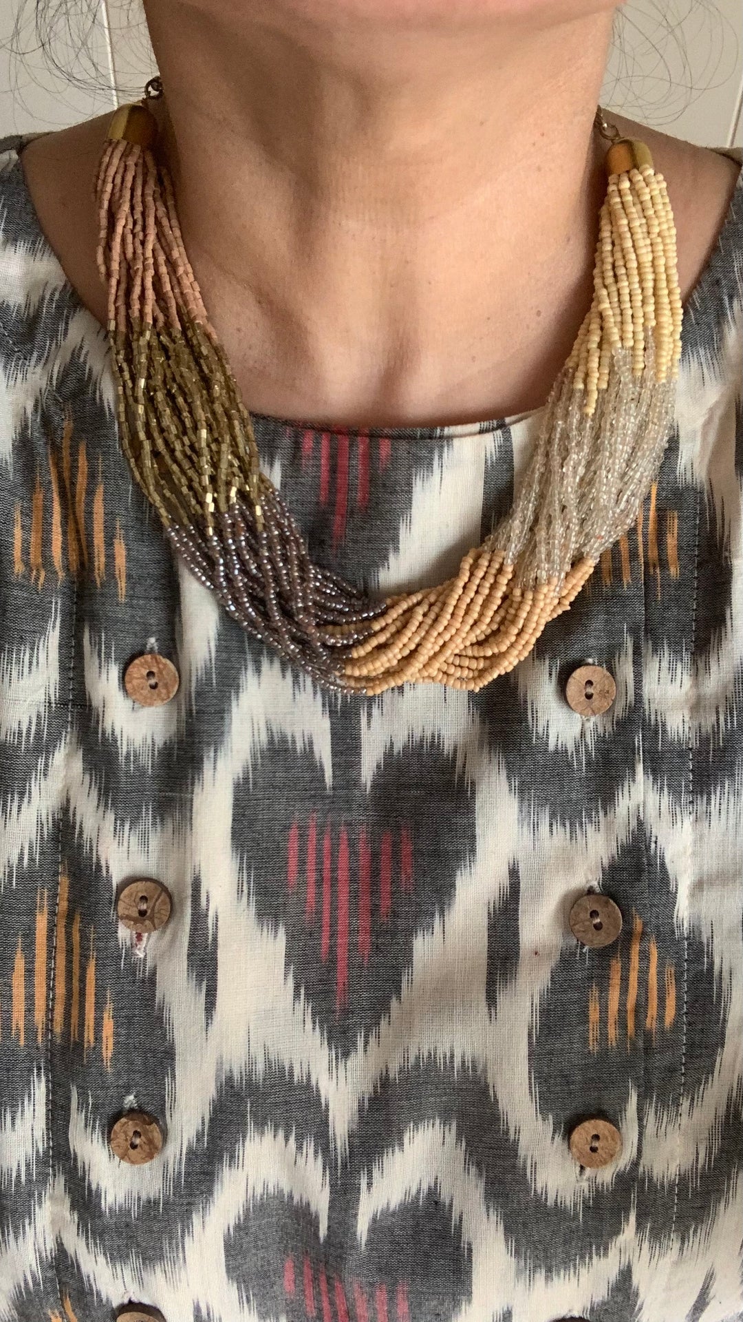 Beautiful Shaded Beads Necklace with Glass Stone Studs