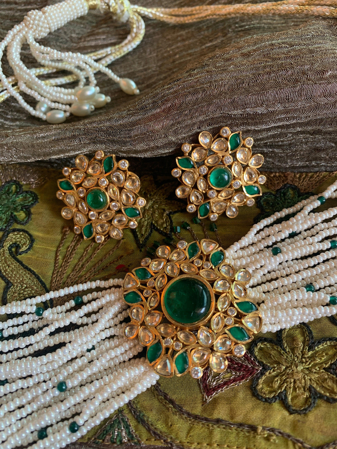 Pearl Kundan Choker Necklace with Studs - SHIVKA