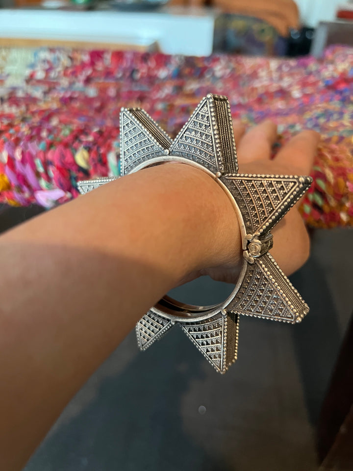 Royal Pure 925 Silver Kada