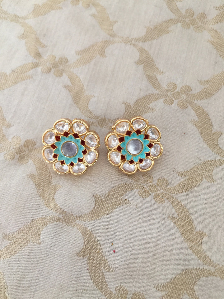 Gorgeous Polki Kundan Choker with Studs