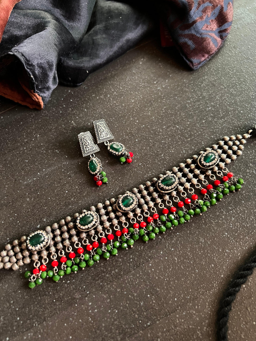 Vintage Artistic Choker with Statement Earrings - SHIVKA