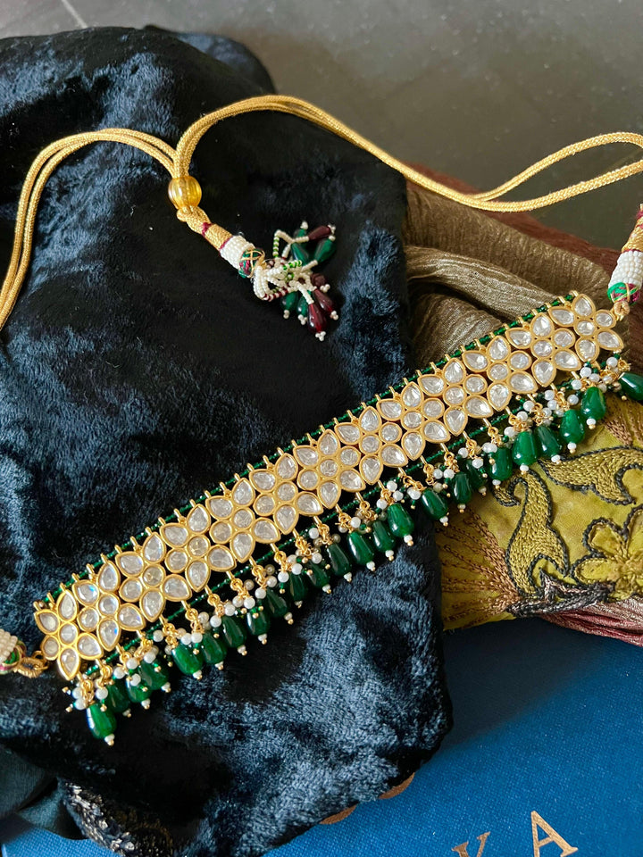 Scintillating Kundan Choker with Earrings - SHIVKA