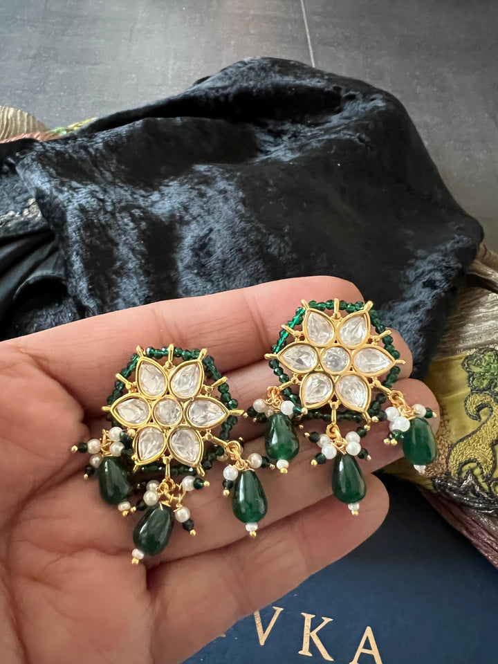 Scintillating Kundan Choker with Earrings - SHIVKA