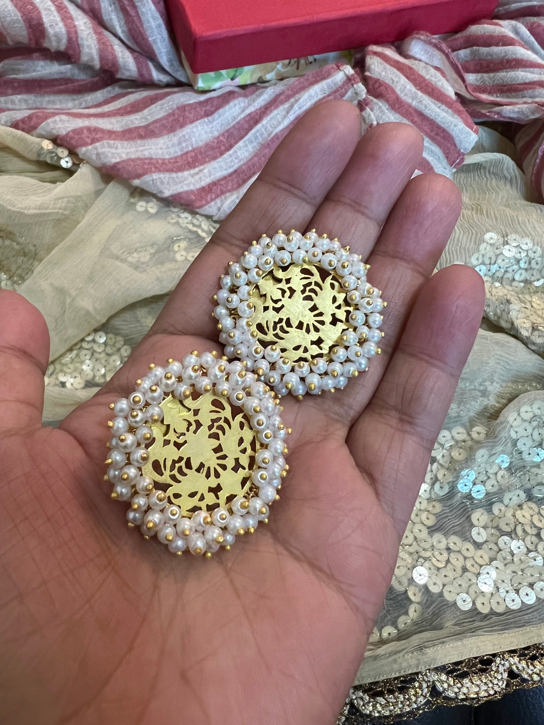 Classy Pearl Cluster Studs