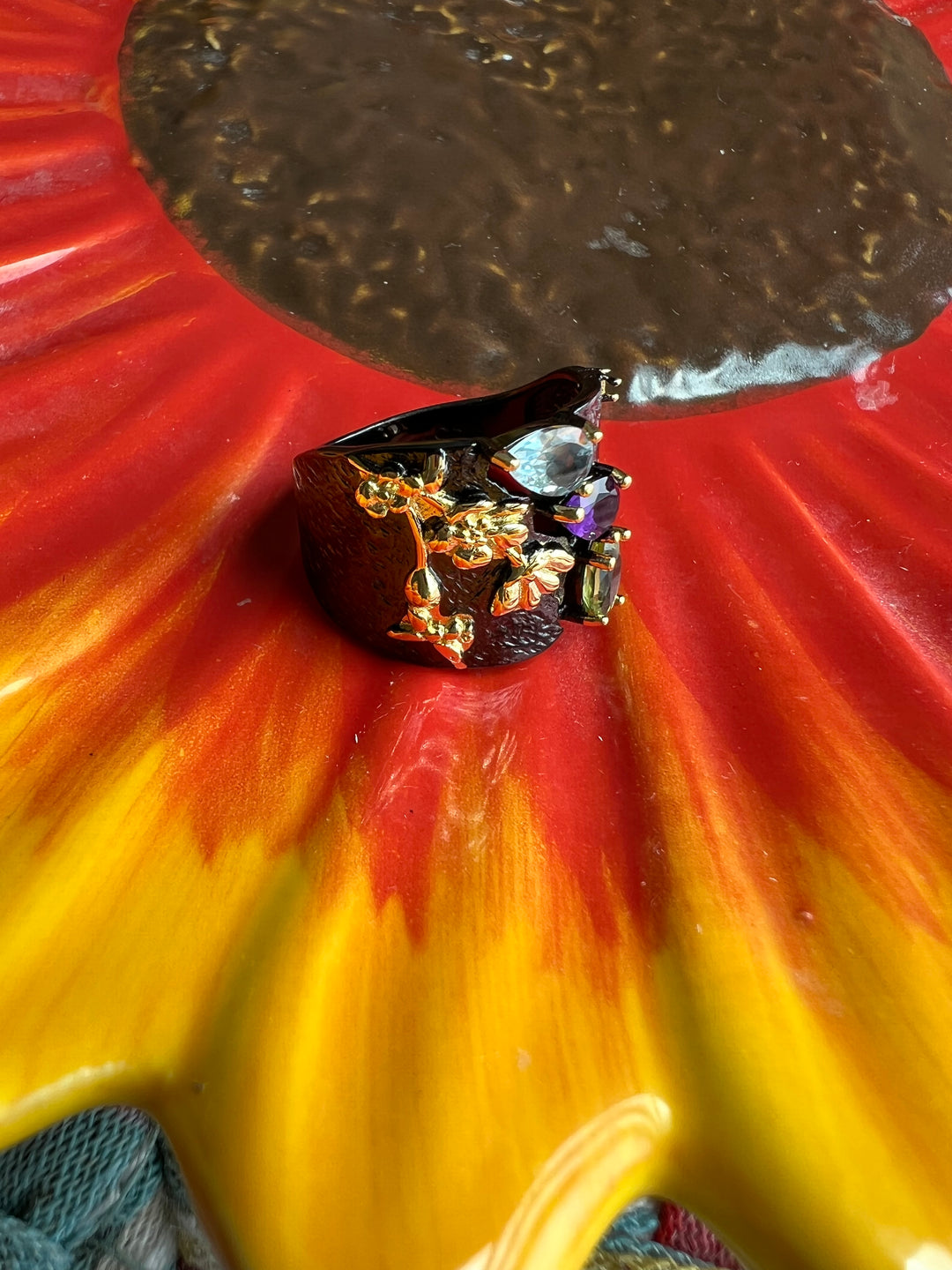 Designer Pure Silver Peridot and Amethyst Ring