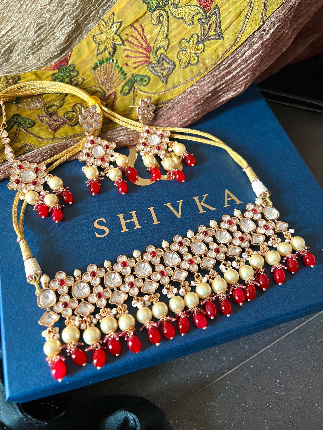 Scintillating Bridal Kundan Choker with Earrings and Maangtikka - SHIVKA