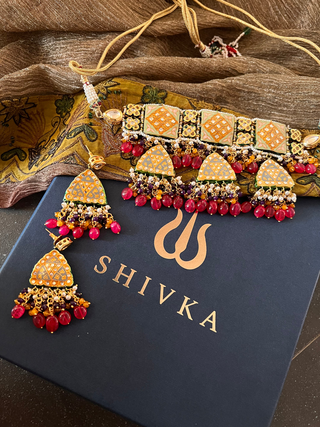 Elegant Meenakari Kundan Choker with Earrings