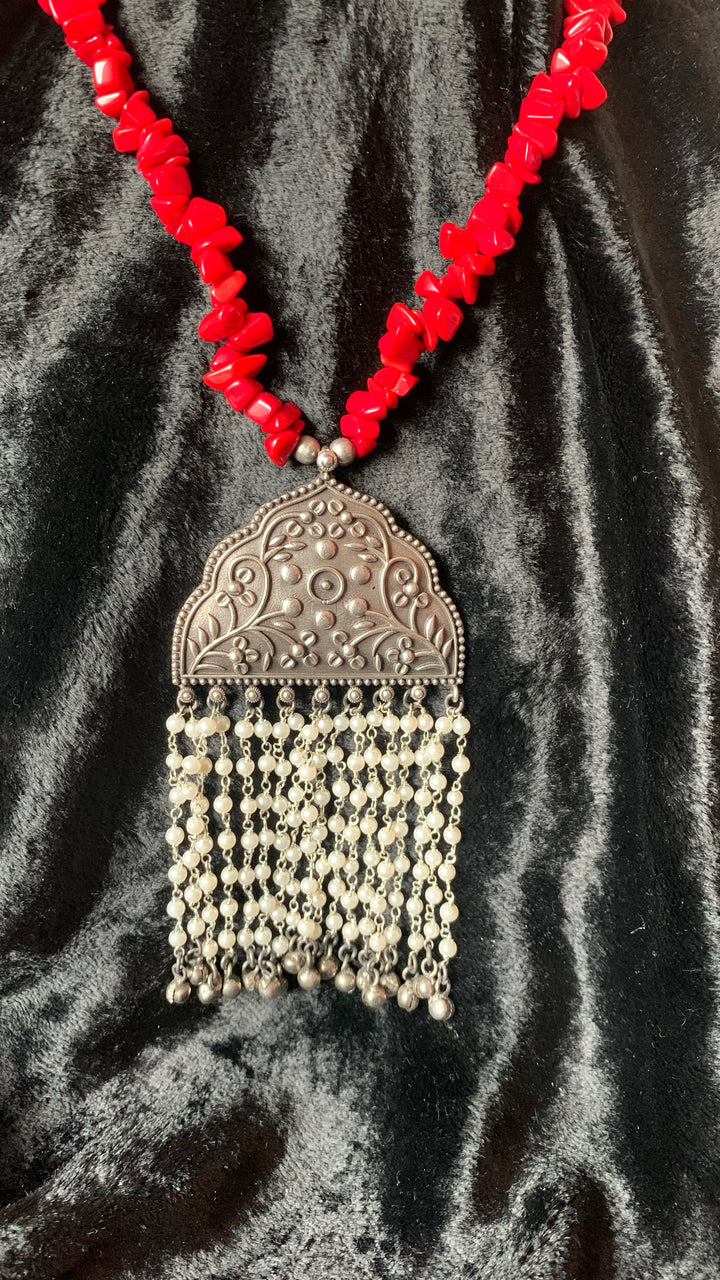 Beautiful Pendant Beaded Long Necklace with Statement Earrings