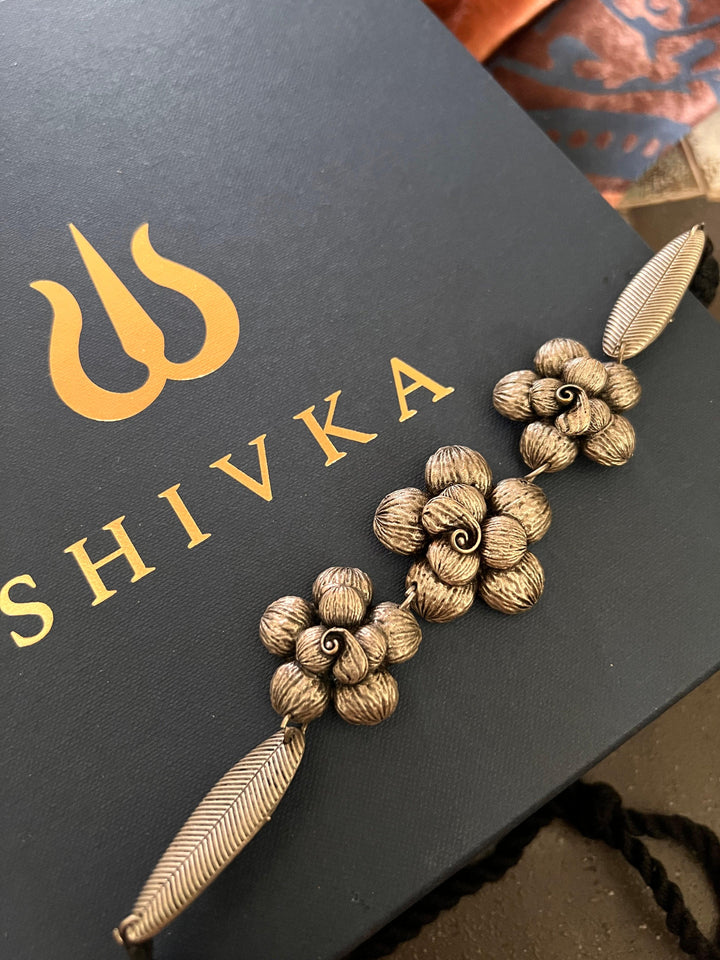 Flower Choker Necklace - SHIVKA