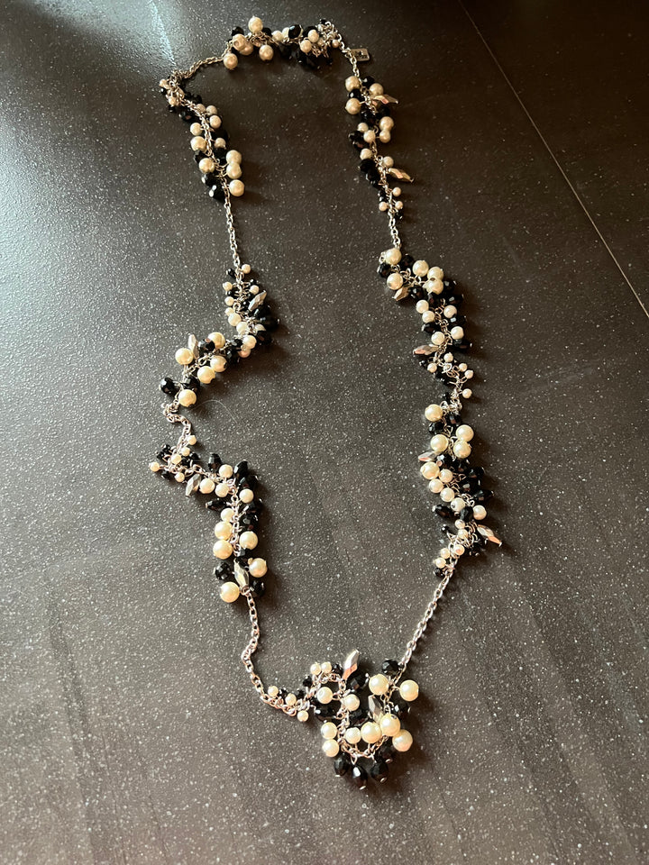Pearl Beaded Necklace