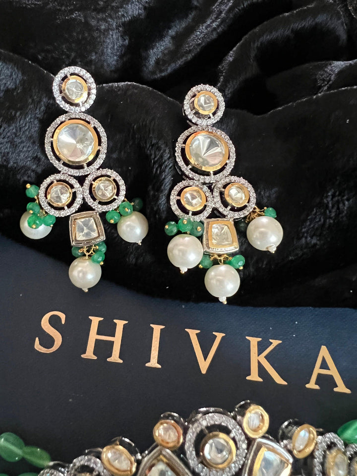 Scintillating Bridal Kundan Choker with Earrings - SHIVKA