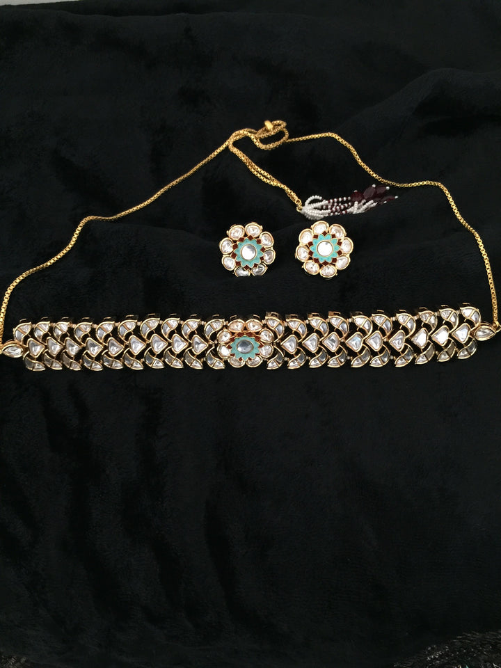 Gorgeous Polki Kundan Choker with Studs