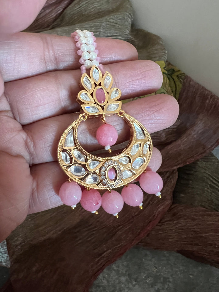Beautiful Bridal Pink Kundan Maangtikka