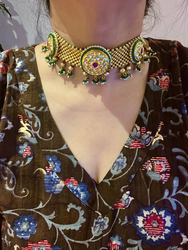 Elegant Kundan Choker with Jhumka Earrings