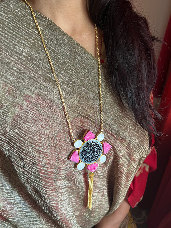 Statement Stones Necklace