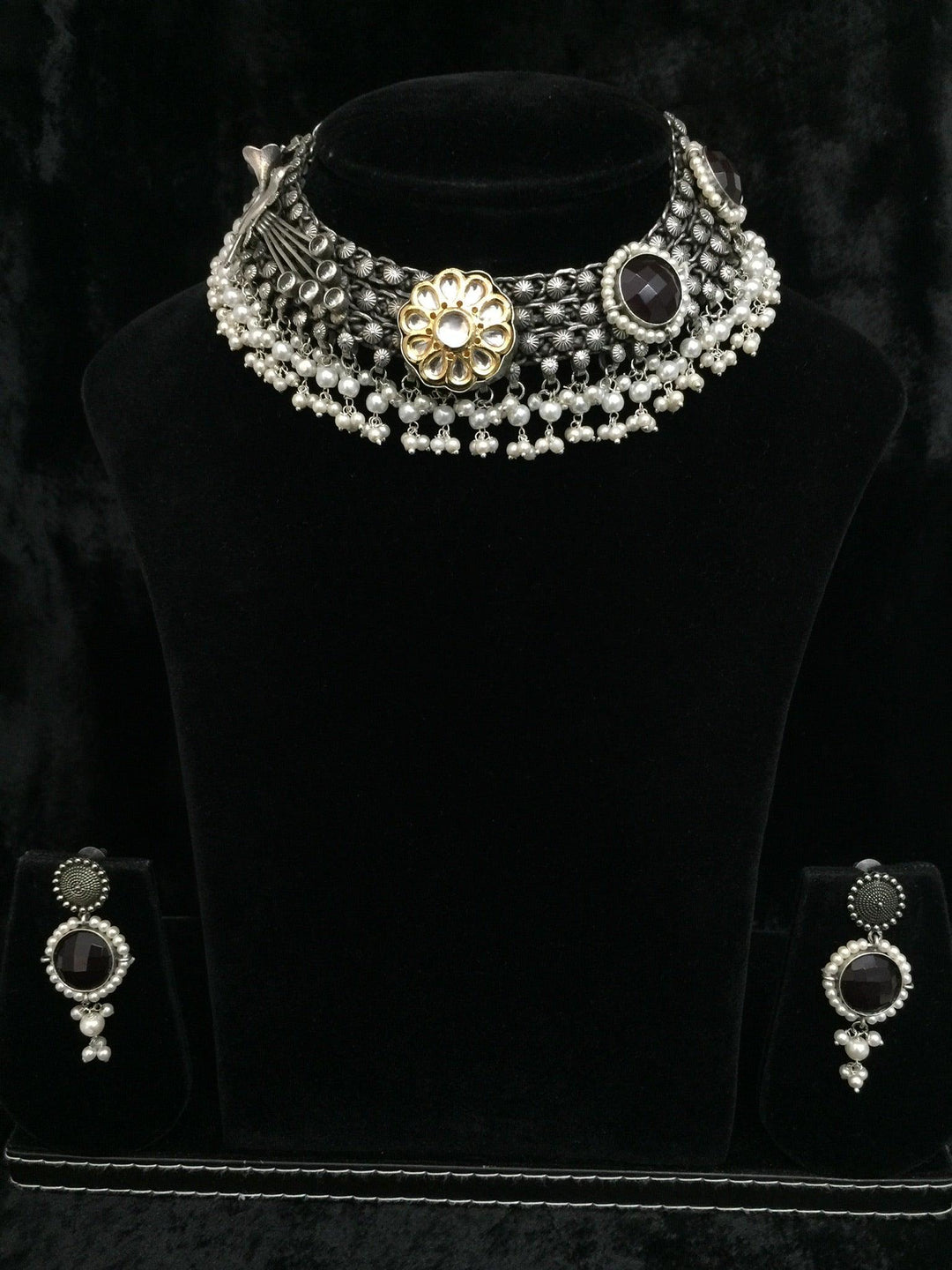 Vintage Artistic Necklace with Earrings - SHIVKA