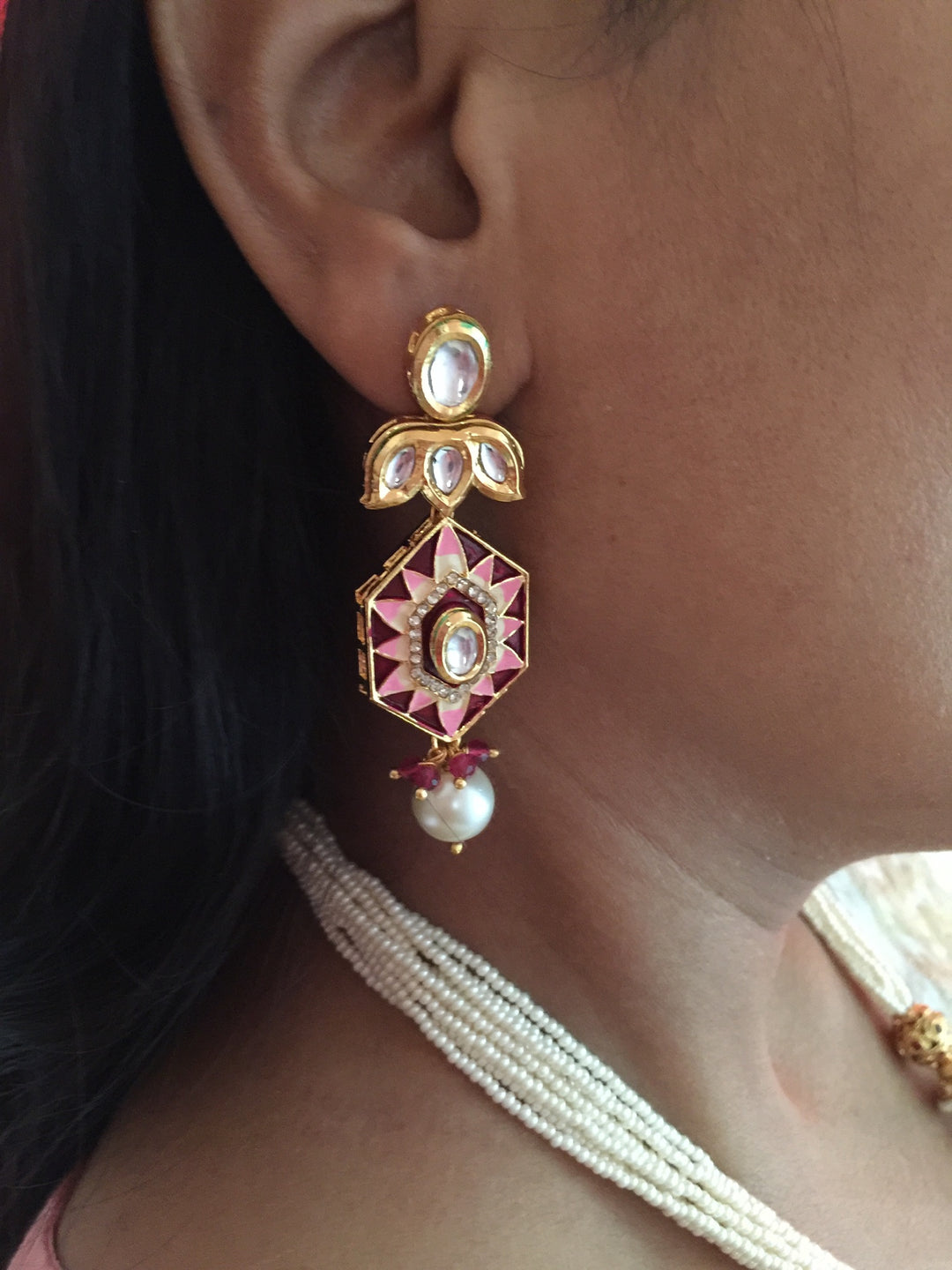 Elegant Kundan Necklace Set - Dazzle at Weddings and Festive Affairs