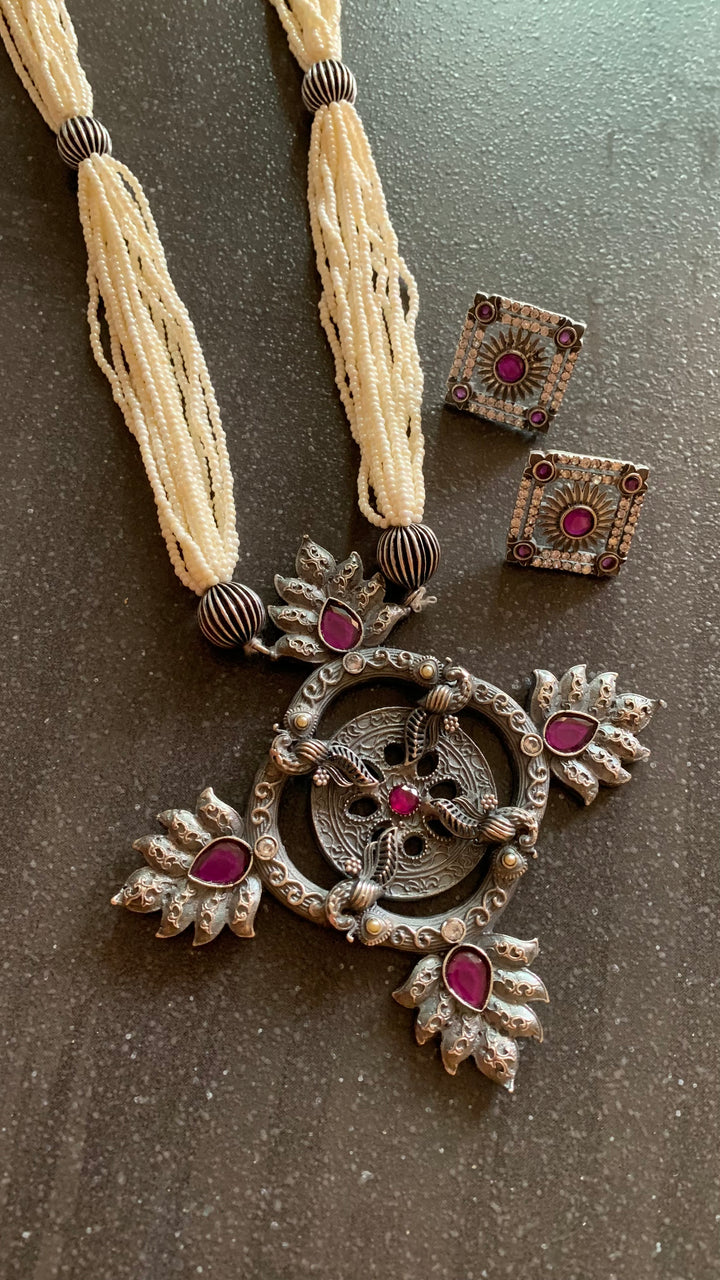 Beautiful Antique Pendant Long Necklace with Studs