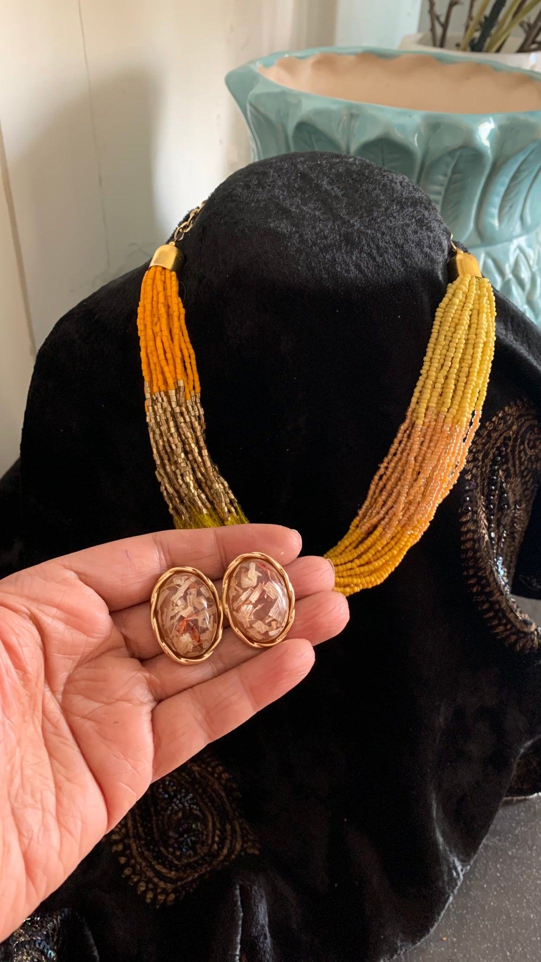 Beautiful Shaded Beads Necklace with Glass Stone Studs