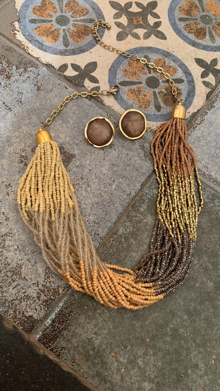 Beautiful Shaded Beads Necklace with Glass Stone Studs