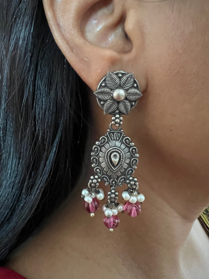 Vintage Carved Stones Choker with Statement Earrings