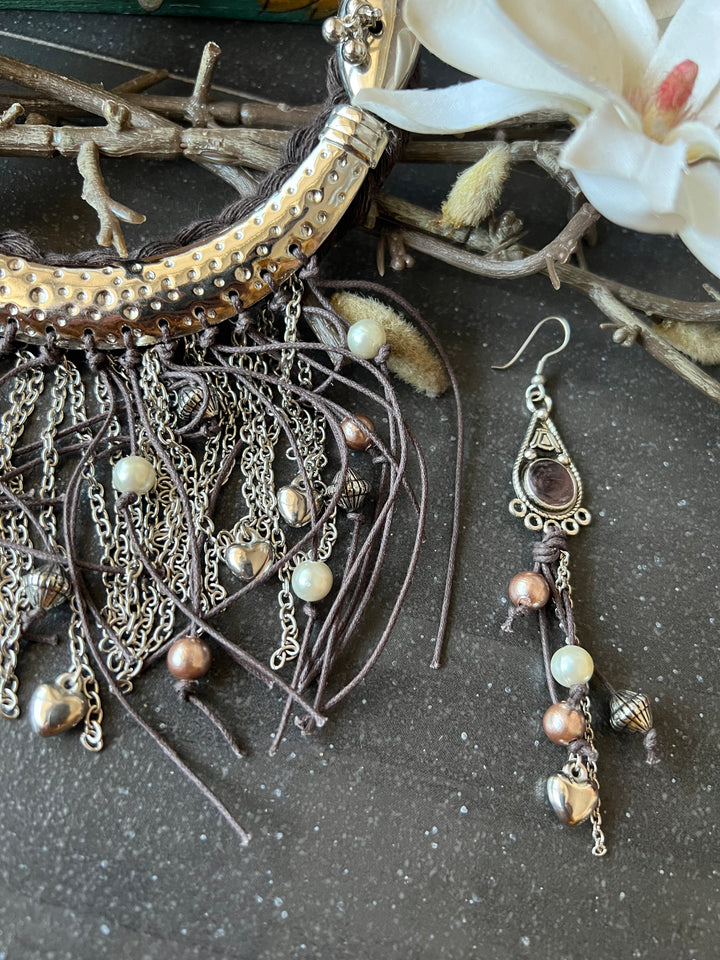 Fusion Hasli Necklace with Earrings