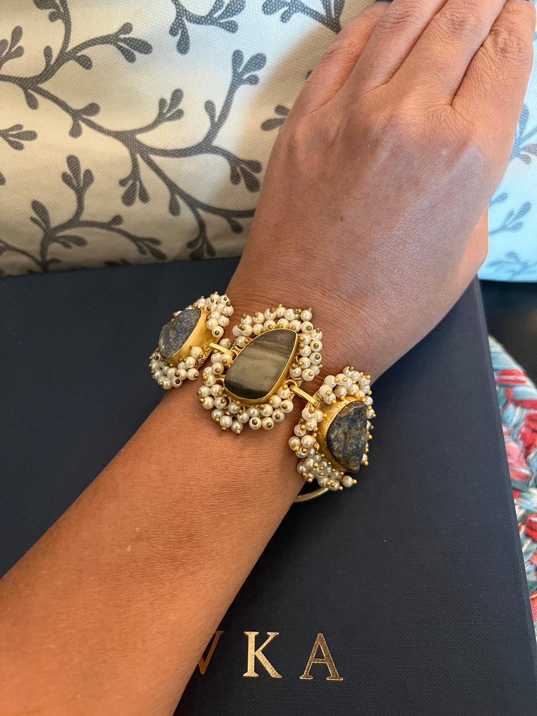 Pearls Cluster Bracelet