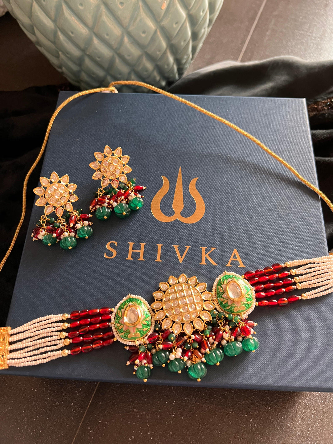 Gorgeous Choker with Earrings - SHIVKA